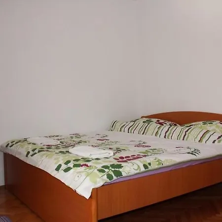 Gugily- Triple With Shared Bathroom And City View Lejlighed Dubrovnik